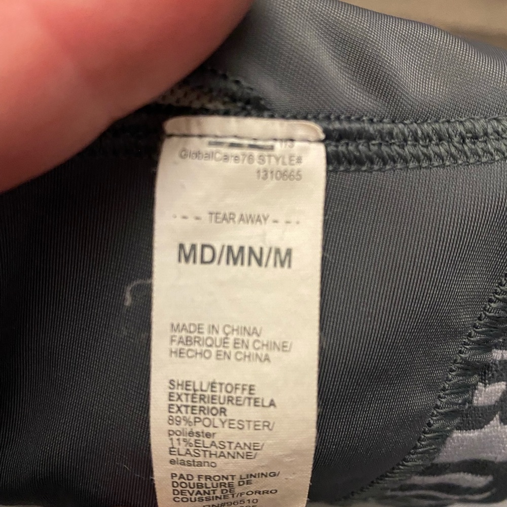 Gray under armor sports bra size medium - Picture 3 of 5